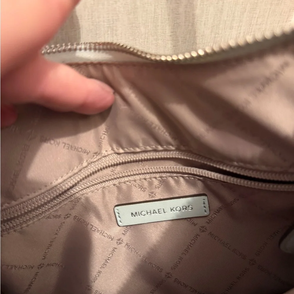 Michael Kors Light egg Robin Blue  Shoulder Bag - Picture 10 of 11